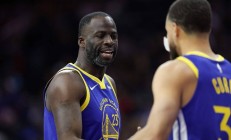 开云体育官方网站-卫冕冠军热火惨败猛龙，巴特勒受伤退场