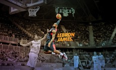 开云体育-摩纳哥的逆转奇迹，红牛二队最后一圈超车阿斯顿马丁，皮亚斯特里惊艳全场