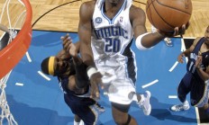 开云体育APP下载-包含盖伊接史密斯过顶上篮得手的词条