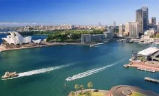 开云体育在线-澳大利亚女子选手刷新跳高纪录，震撼世界